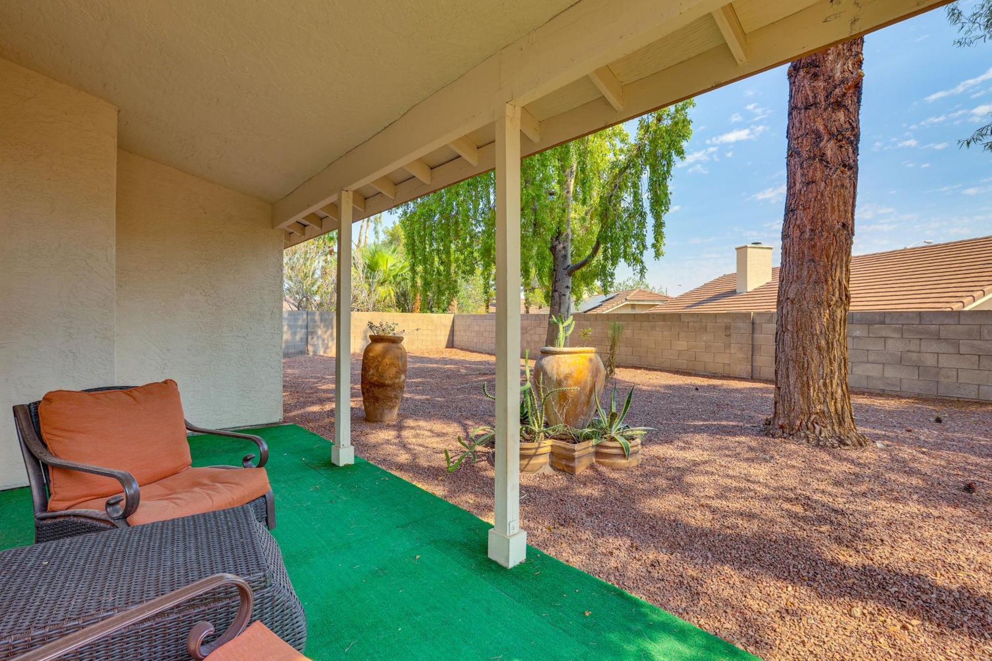 Holiday home Furnished Patio, Fenced Yard In Valley Las Vegas