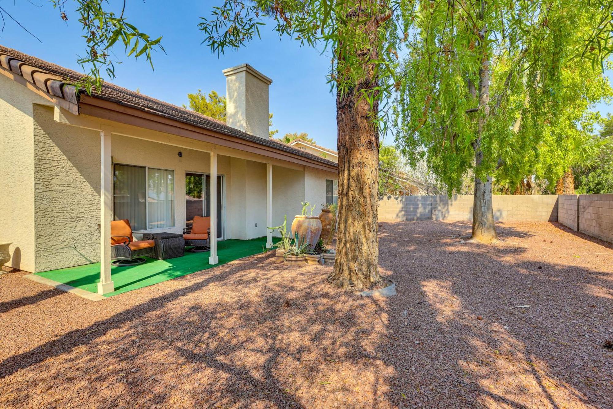 Holiday home Furnished Patio, Fenced Yard In Valley *